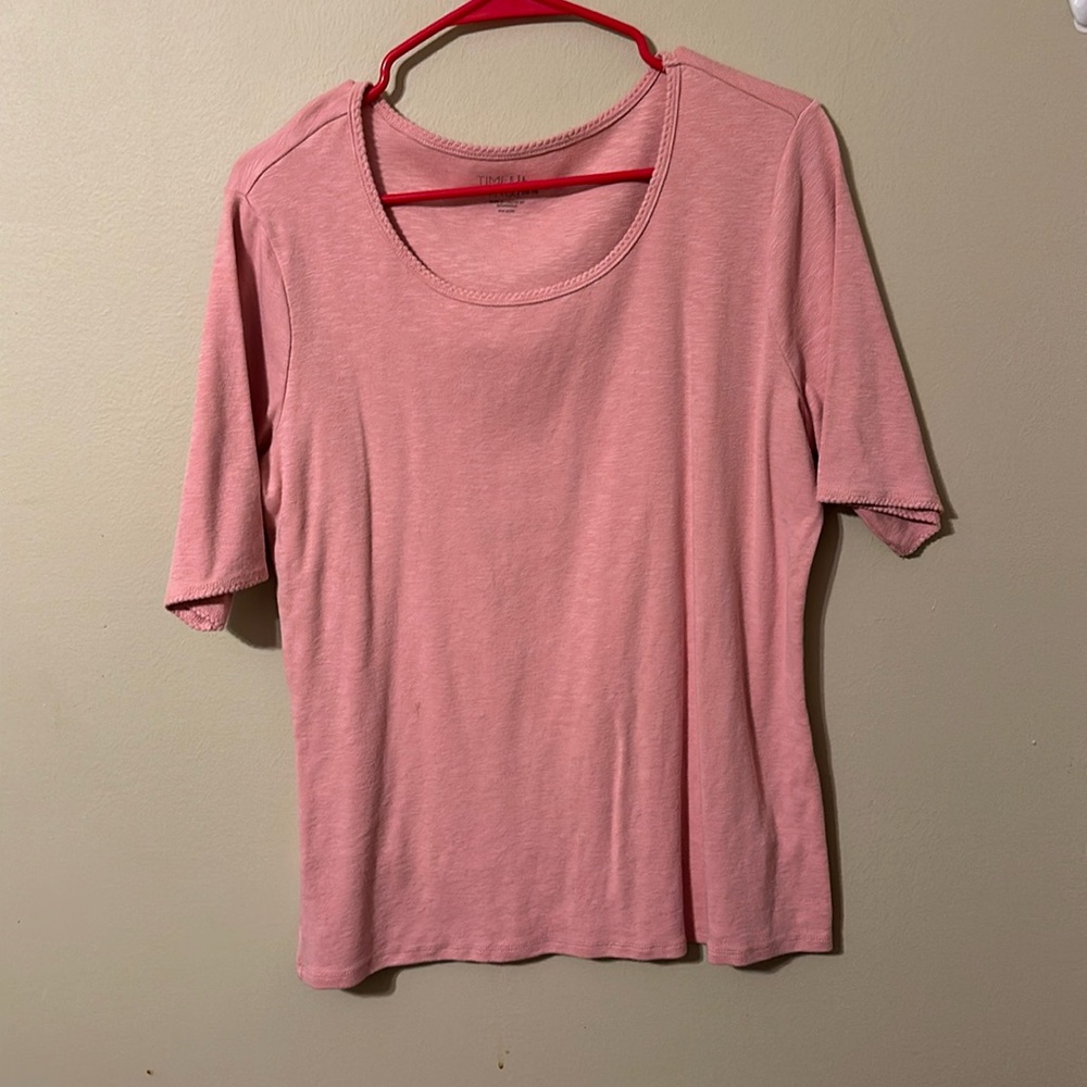Time & Tru peach t-shirt, size Large, ready for summer